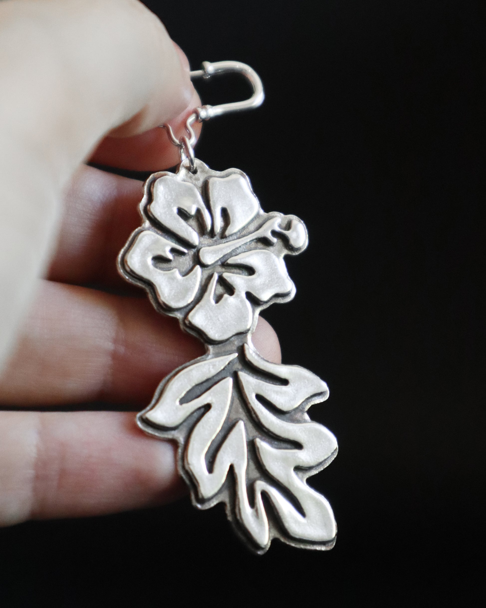 ISLA - Brooch Pin in Sterling Silver