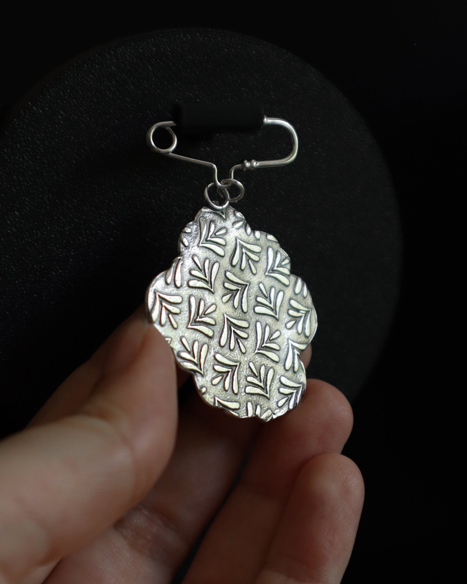 PENELOPE - Brooch Pin in Sterling Silver