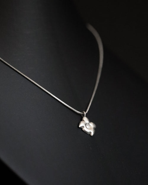 Bubelle Dainty Necklace